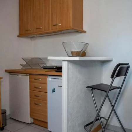 Apartment T1 30m² Avec Vue Sur Arbre Blanc *